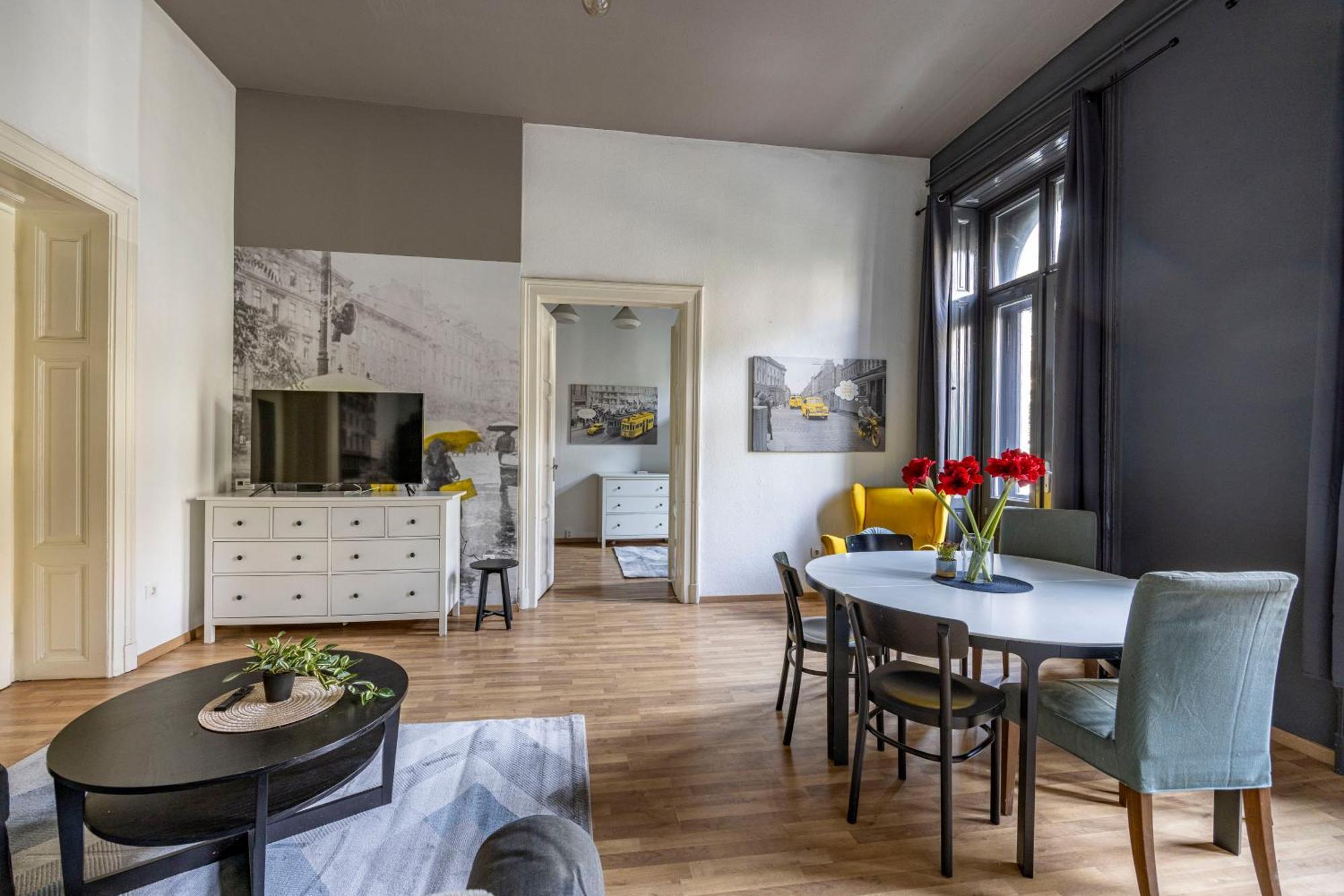 Cozy & Nostalgic Budapest Style Apartment In The Center Экстерьер фото